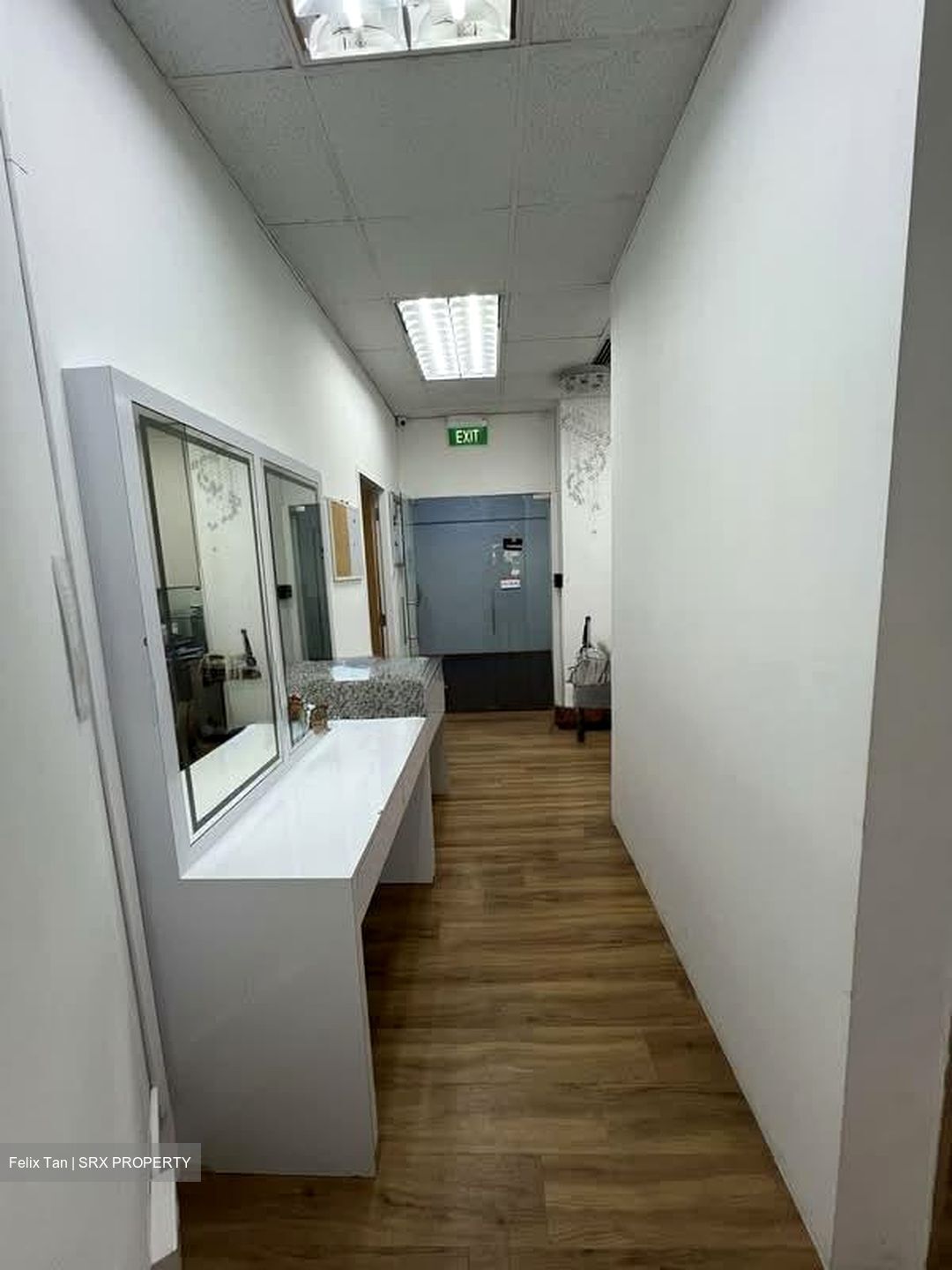 Fu Lu Shou Complex (D7), Office #557273991
